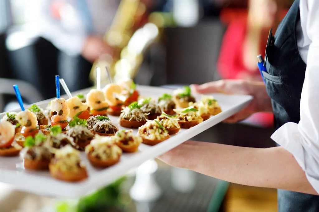Contact Us 8 Fantastic Food Truck Ideas To Cater Your Dream Wedding