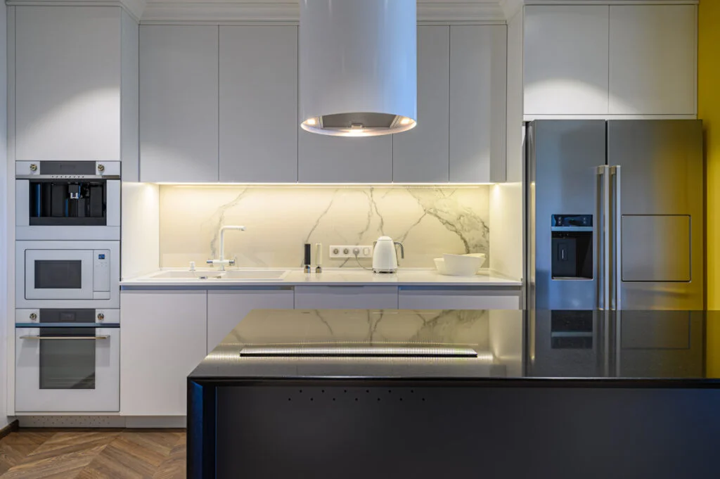 The over-sized integrated refrigerator